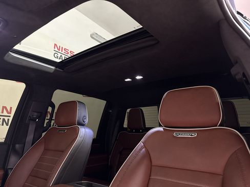 Used 2024 GMC Sierra 2500 Denali Ultimate AWD/4WD image 15