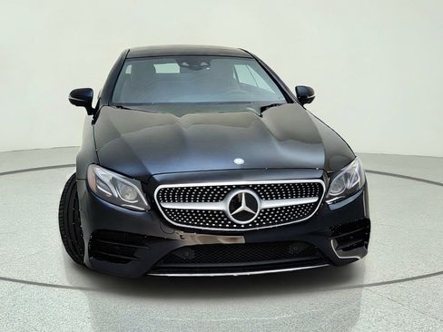 Used 2018 Mercedes-Benz E 400 Coupe image 3
