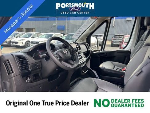 Used 2023 RAM ProMaster 2500 image 3