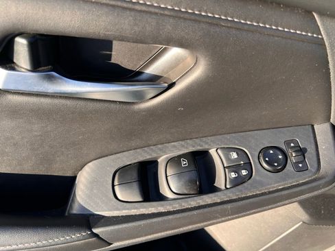 Used 2024 Nissan Sentra SV image 13