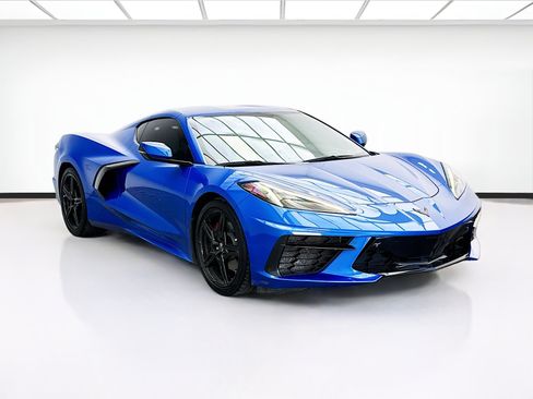Used 2022 Chevrolet Corvette Stingray Preferred Cpe w/ Battery Protection Package RWD image 3