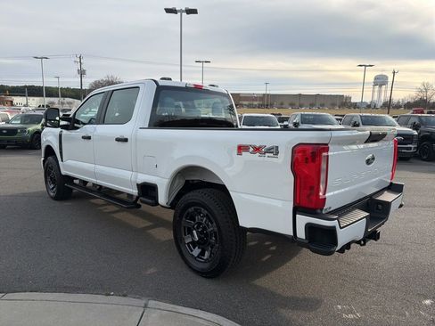 New 2026 Ford F250 XL w/ STX Appearance Package AWD/4WD image 8