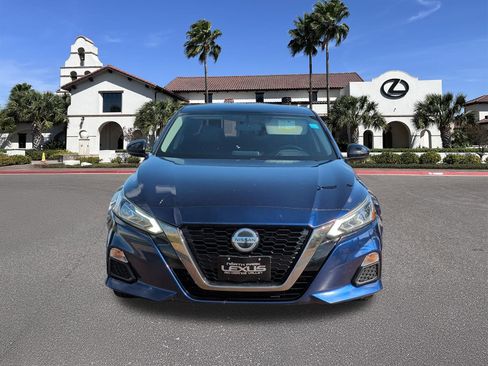 Used 2019 Nissan Altima 2.5 SR AWD/4WD image 6