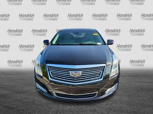 Used 2017 Cadillac XTS Platinum FWD image 3