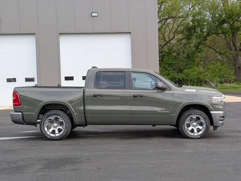 Used 2026 RAM 1500 Big Horn AWD/4WD image 8