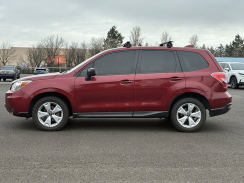 Used 2016 Subaru Forester 2.5i image 4