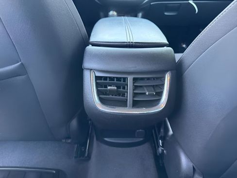Used 2020 Chevrolet Malibu LT FWD image 13