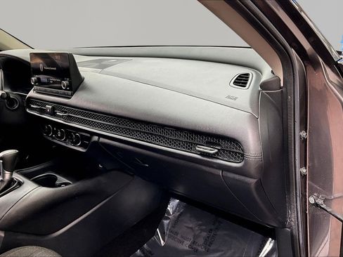 Used 2023 Honda HR-V LX image 25