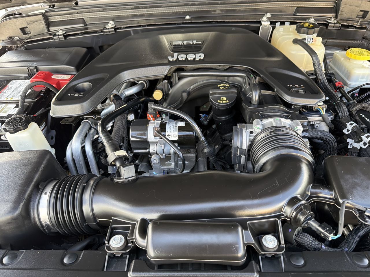 Used 2021 Jeep Wrangler Unlimited Sport AWD/4WD image 10