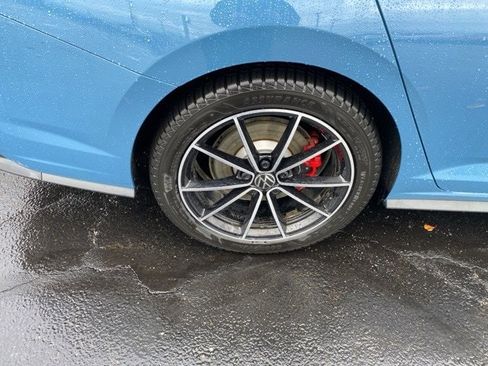 Used 2025 Volkswagen Jetta GLI Autobahn image 12