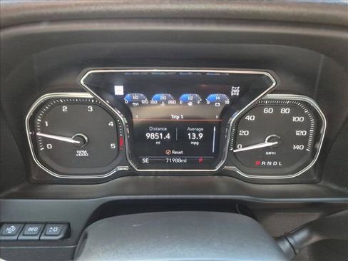 Used 2023 GMC Sierra 2500 Denali w/ Denali Black Diamond Edition AWD/4WD image 10