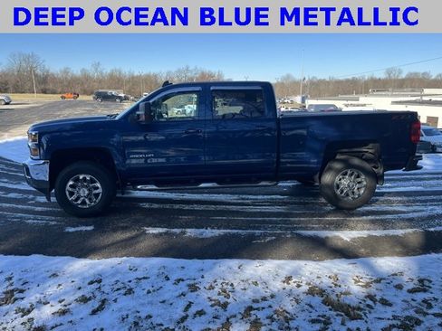 Used 2019 Chevrolet Silverado 2500 LT w/ All Star Edition image 7