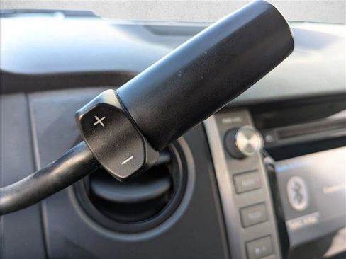 Used 2018 Toyota Tundra SR image 7