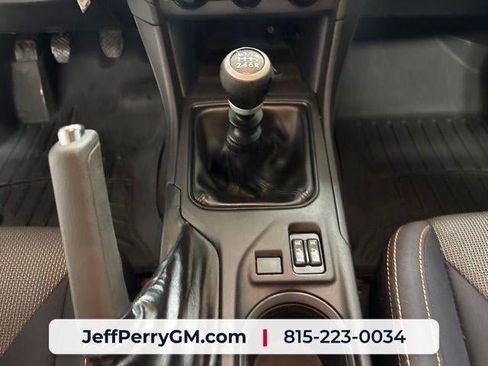 Used 2018 Subaru Crosstrek 2.0i Premium AWD/4WD image 12