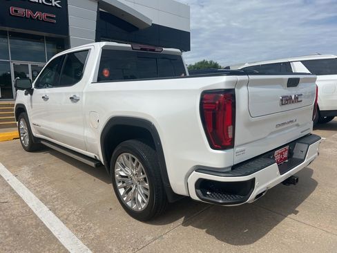Used 2019 GMC Sierra 1500 Denali w/ Denali Ultimate Package AWD/4WD image 11