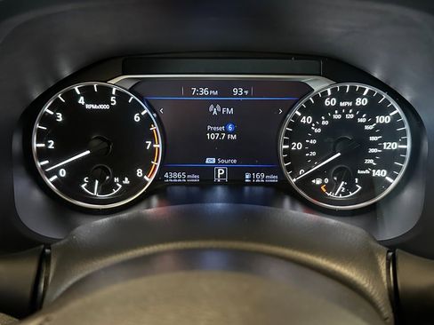 Used 2022 Nissan Altima 2.5 SR w/ Midnight Edition Package image 9