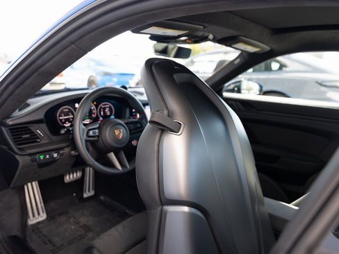 Certified 2025 Porsche 911 Carrera 4 GTS image 19