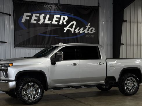 Used 2021 Chevrolet Silverado 2500 LTZ w/ LTZ Premium Texas Edition AWD/4WD image 16