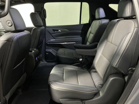 New 2026 Chevrolet Traverse High Country w/ LPO, Floor Liner Package image 31