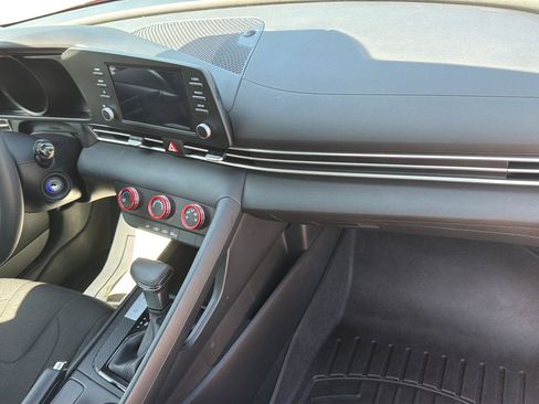 Used 2023 Hyundai Elantra SE w/ Cargo Package FWD image 41