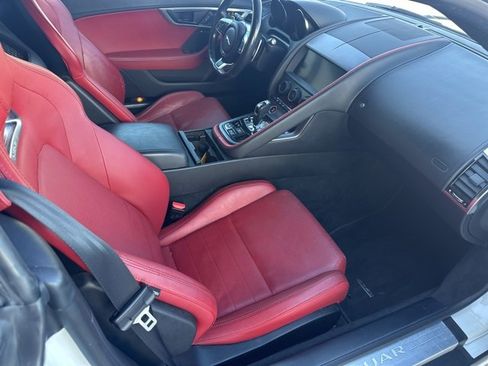 Used 2019 Jaguar F-TYPE Coupe image 10