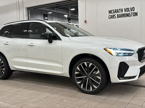 New 2026 Volvo XC60 B5 Ultra w/ Protection Package Premier image 3