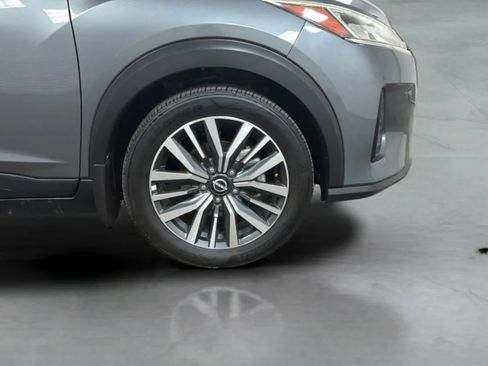 Used 2022 Nissan Kicks SV FWD image 26