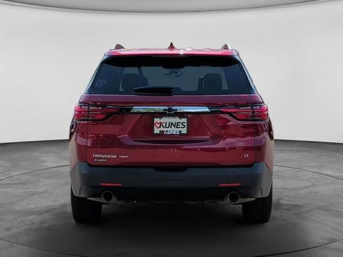 Used 2023 Chevrolet Traverse LT w/ LT Premium Package AWD/4WD image 6