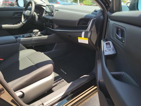 New 2026 Nissan Rogue S FWD image 10