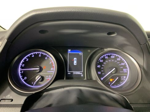 Used 2023 Toyota Camry SE image 23