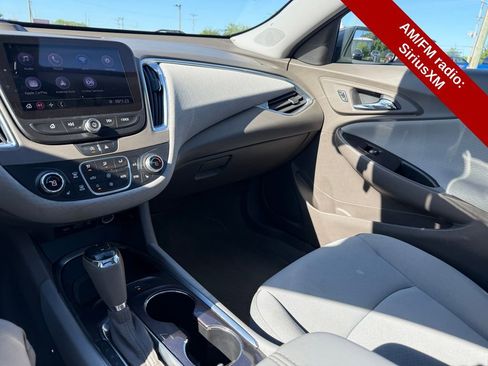 Used 2020 Chevrolet Malibu LT w/ LT True North Edition FWD image 28