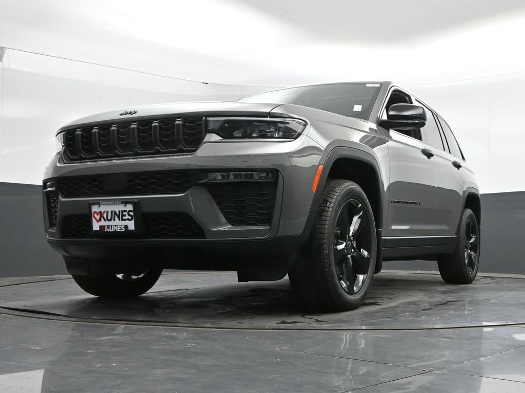 New 2027 Jeep Grand Cherokee Limited w/ Limited Altitude Package AWD/4WD image 46