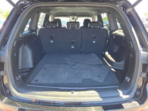 Certified 2024 Jeep Grand Cherokee Altitude RWD image 21