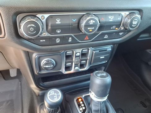 New 2026 Jeep Wrangler Unlimited Sport AWD/4WD image 12