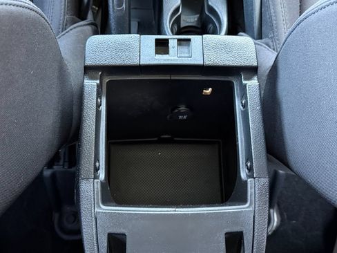 Used 2015 Jeep Wrangler Unlimited Sport w/ Connectivity Group AWD/4WD image 27