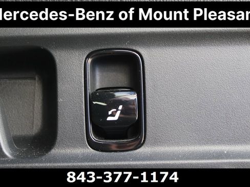 Certified 2025 Mercedes-Benz GLC 300 image 10