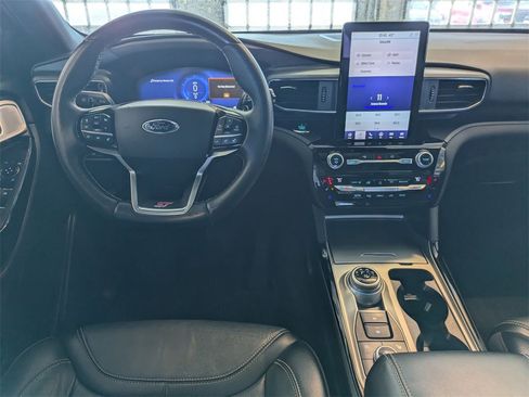 Used 2021 Ford Explorer ST w/ ST Street Pack image 18