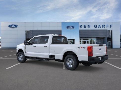 New 2026 Ford F250 XL w/ XL Off-Road Package image 7