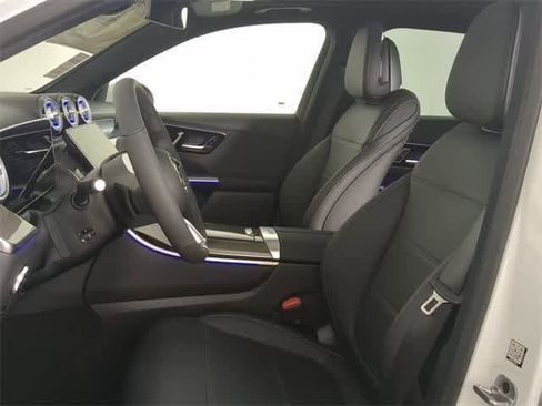 Used 2026 Mercedes-Benz GLC 300 4MATIC image 15