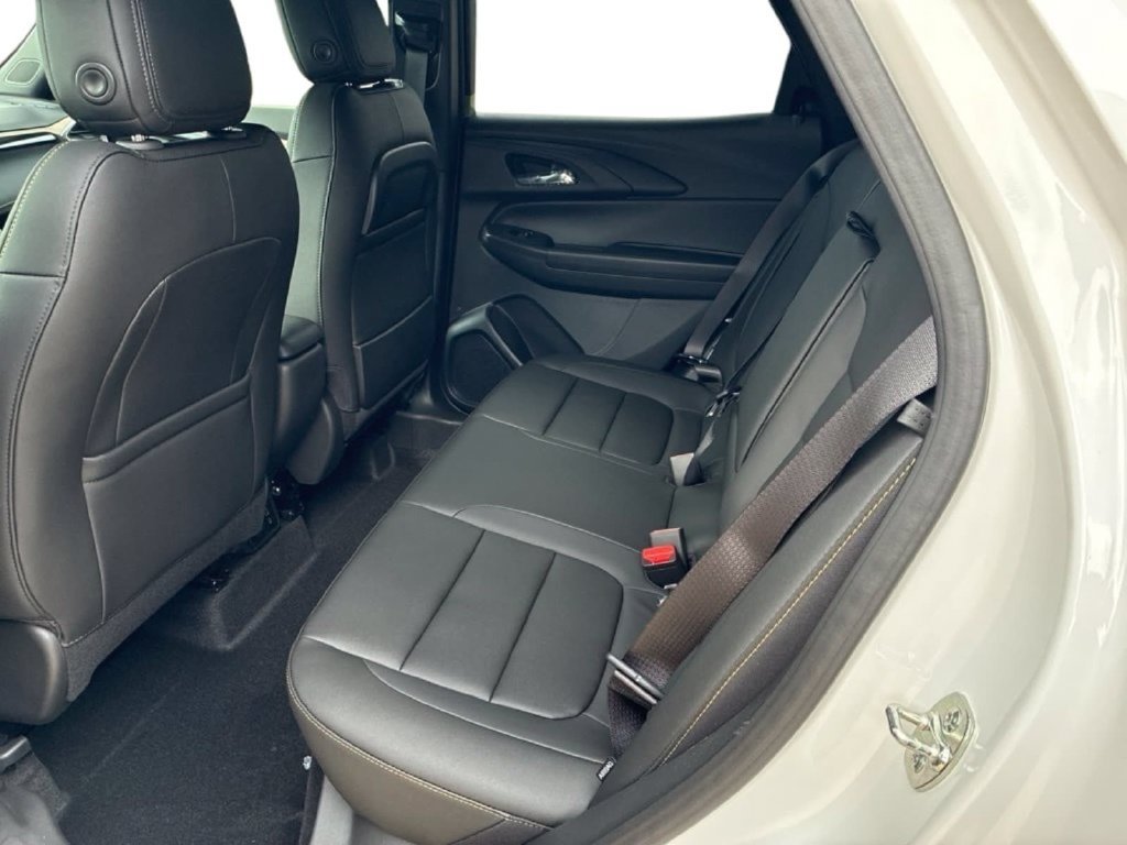 New 2026 Chevrolet TrailBlazer ACTIV w/ Convenience Package FWD image 14