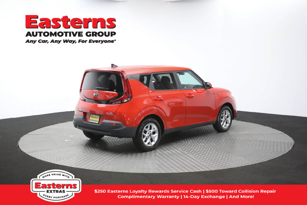 Used 2020 Kia Soul S FWD image 40