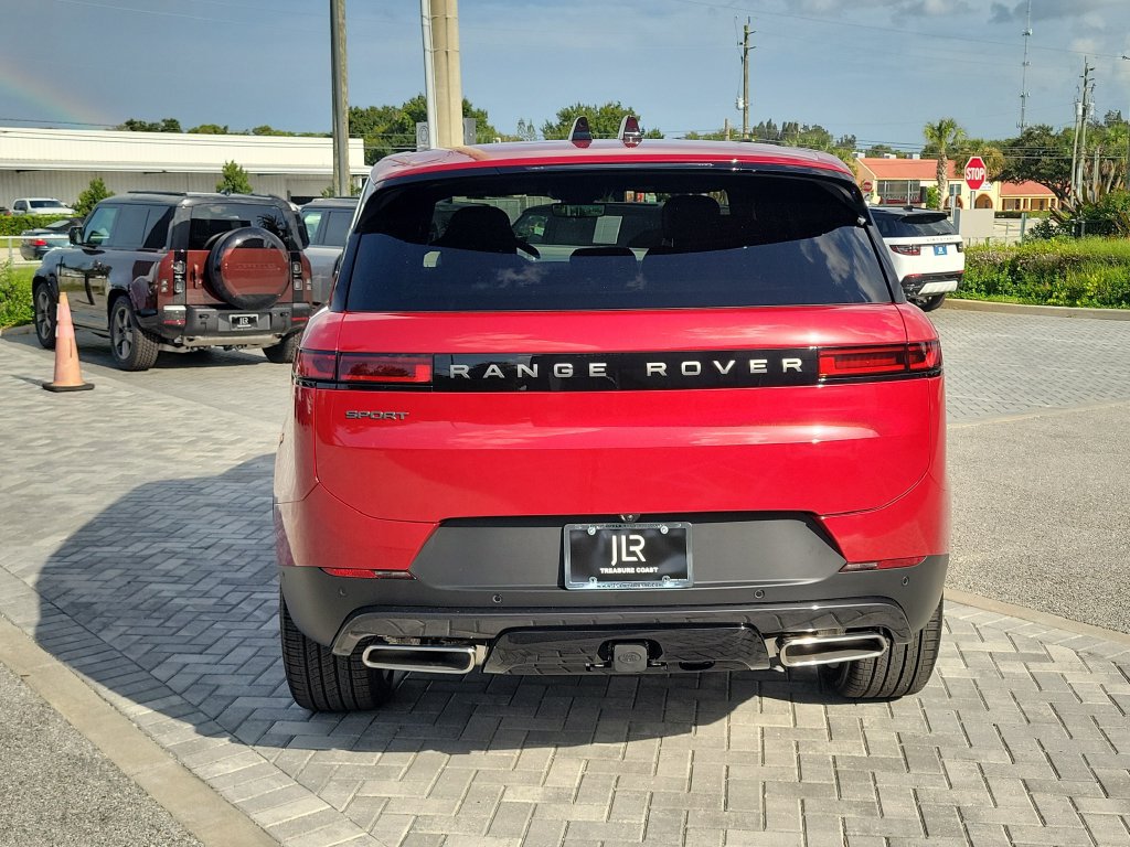 New 2027 Land Rover Range Rover Sport SE AWD/4WD image 4