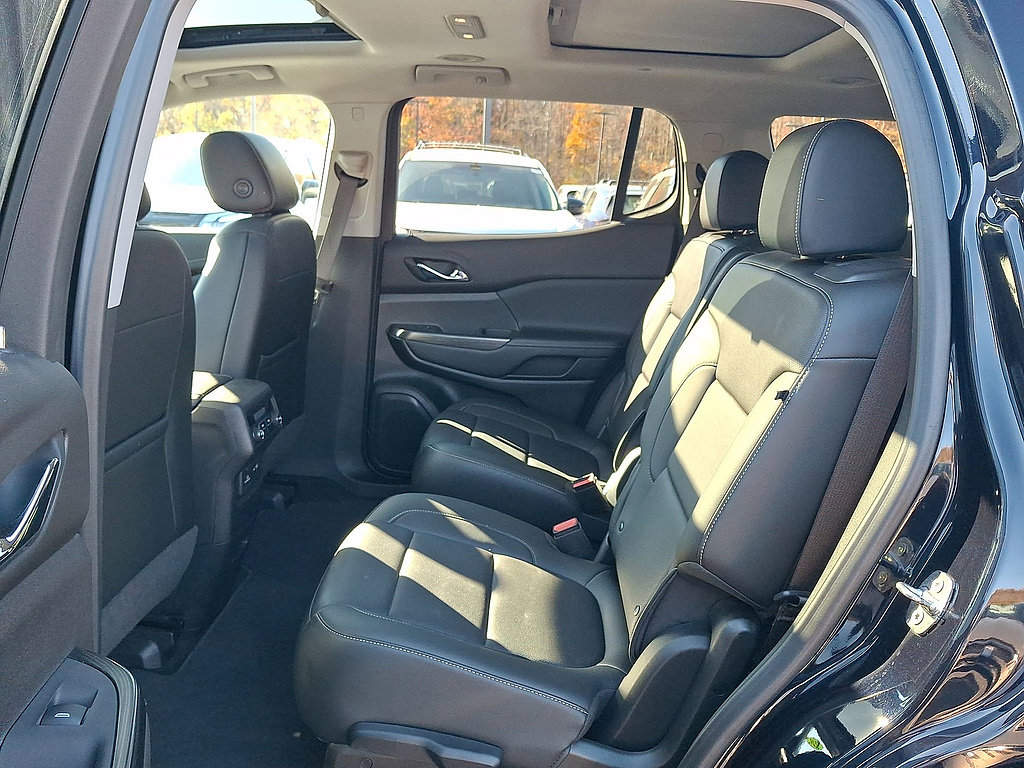 Used 2021 GMC Acadia SLT AWD/4WD image 20