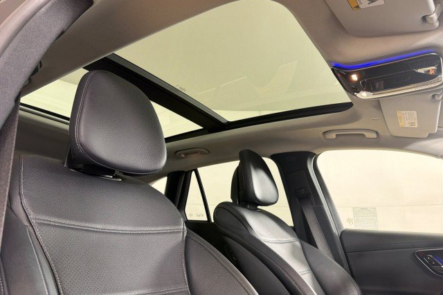 Used 2023 Mercedes-Benz GLC 300 4MATIC image 15