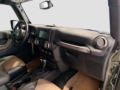 Used 2016 Jeep Wrangler Unlimited Sport w/ Quick Order Package 24S AWD/4WD image 23