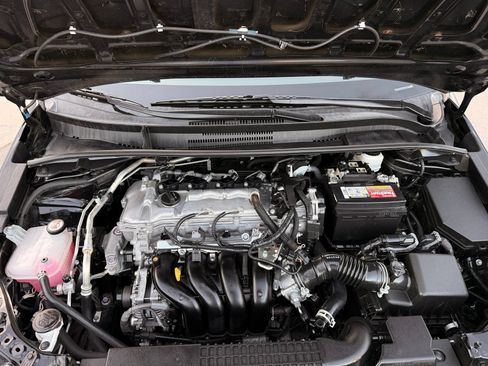 Used 2022 Toyota Corolla LE FWD image 36