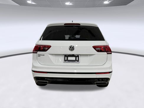 Used 2019 Volkswagen Tiguan SEL Premium R-Line FWD image 10
