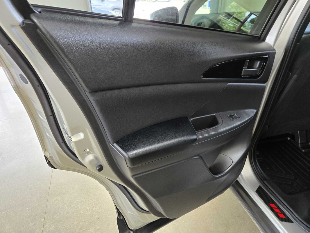 Used 2022 Mitsubishi Eclipse Cross ES FWD image 26