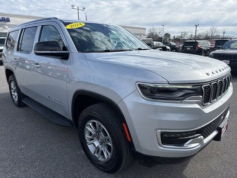 Used 2024 Jeep Wagoneer 4WD image 44