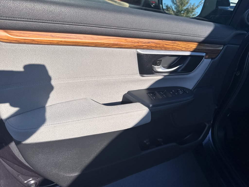 Used 2017 Honda CR-V EX image 9